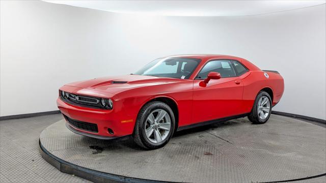 2023 dodge challenger sxt