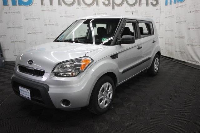2011 kia soul base