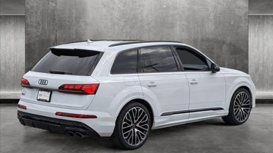 2025 Audi SQ7