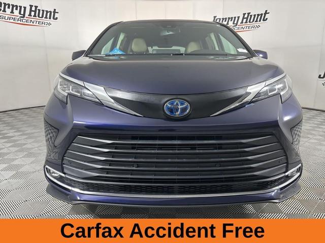 2021 toyota sienna xle