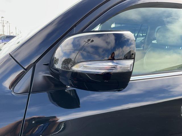 2014 lexus lx 570 base