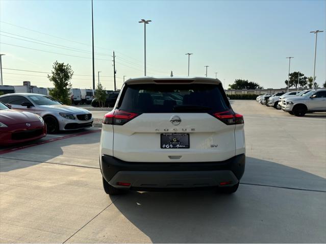 2021 nissan rogue sv