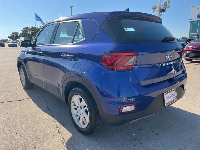 2022 hyundai venue se