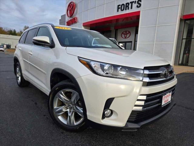 2018 toyota highlander limited