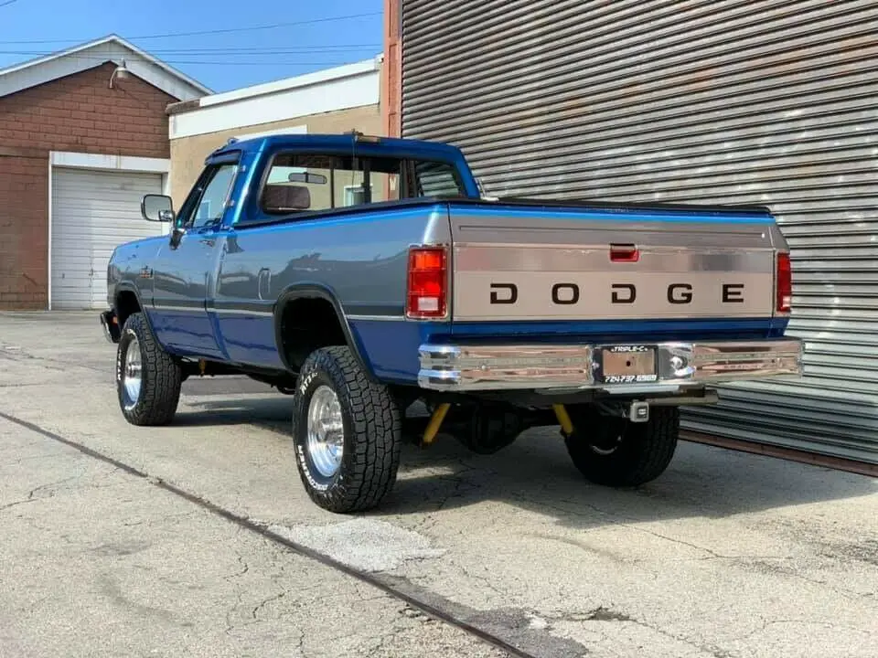 1993 dodge w250 5.9l
