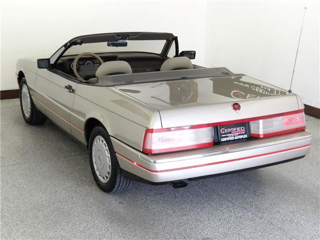 one owner hard top 4.6l v8 clean carfax records leather collectible classic