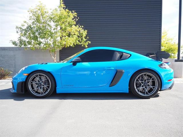 2023 porsche 718 cayman gt4 rs
