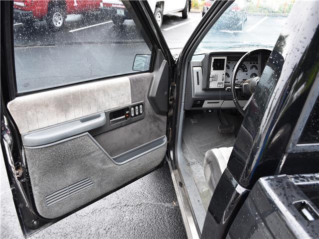 1990 chevrolet 1500 pickup black 8 cylinder engine 5.7l