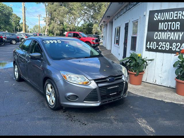 2014 ford focus se