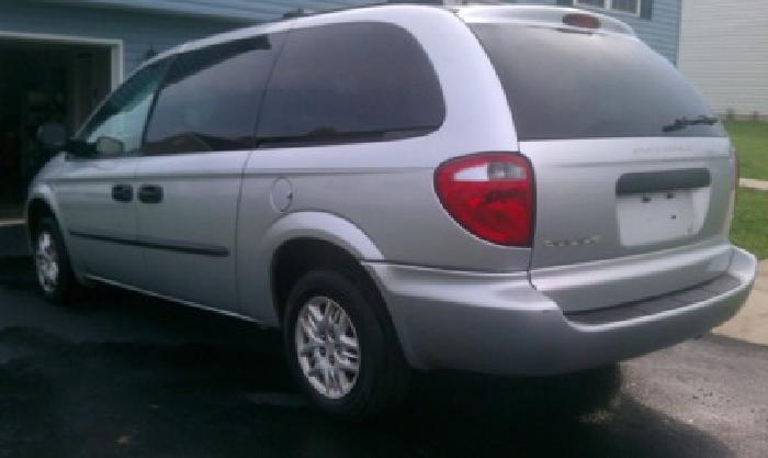 2004 dodge grand caravan minivan in harrisonburg, va