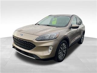 2021 Ford Escape titanium