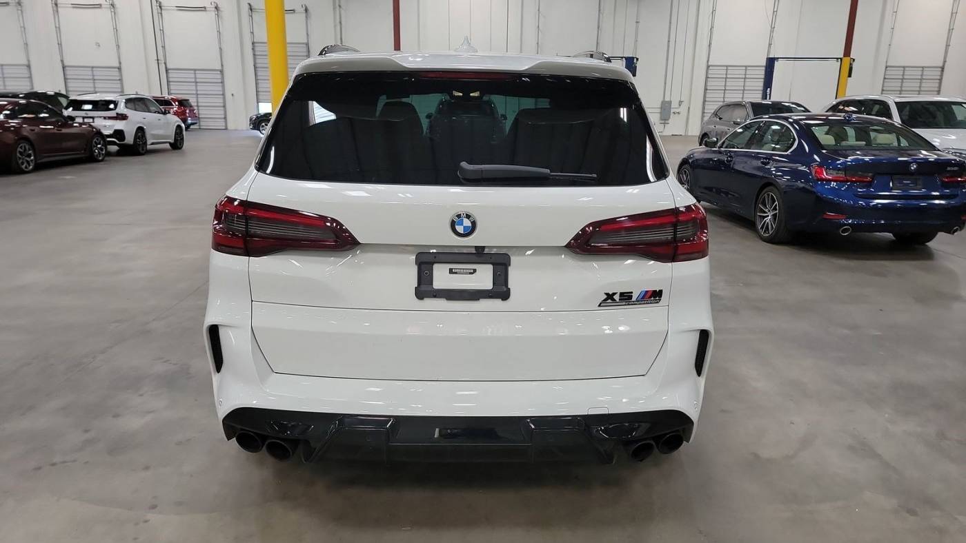 2021 bmw x5 m base