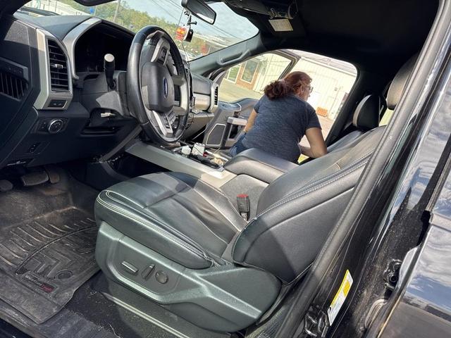 2022 ford f-250 lariat