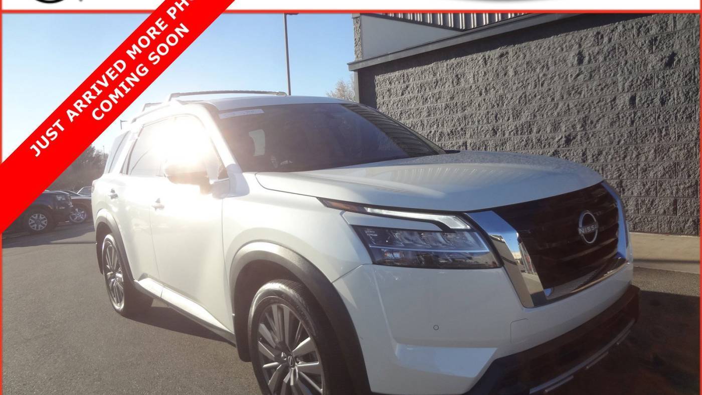 2024 nissan pathfinder sl