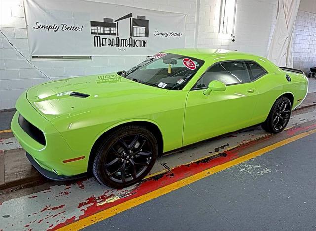 2023 dodge challenger sxt