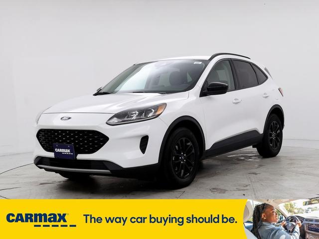 2020 ford escape se sport