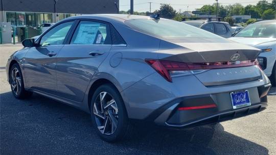 2024 Hyundai Elantra