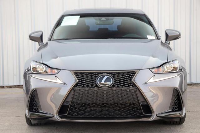 2018 lexus is 300 base