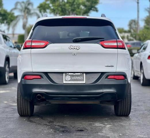 2015 jeep cherokee sport