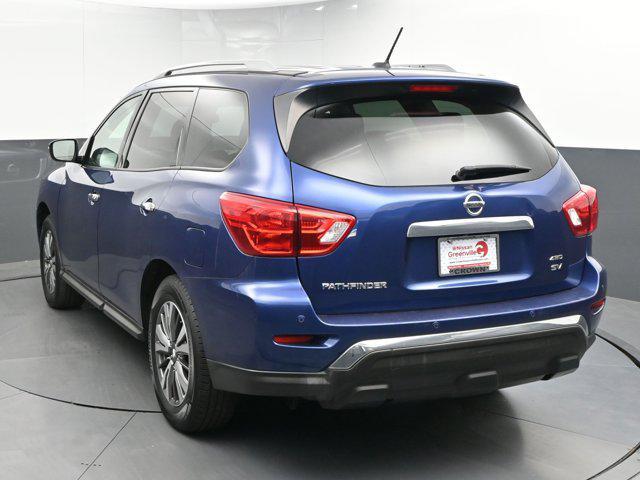 2018 nissan pathfinder sv