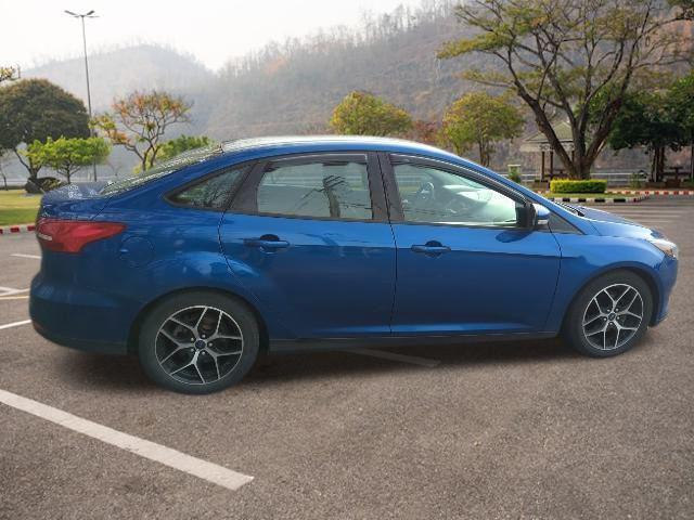 2018 ford focus sel