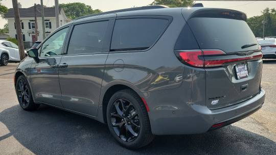 2024 Chrysler Pacifica
