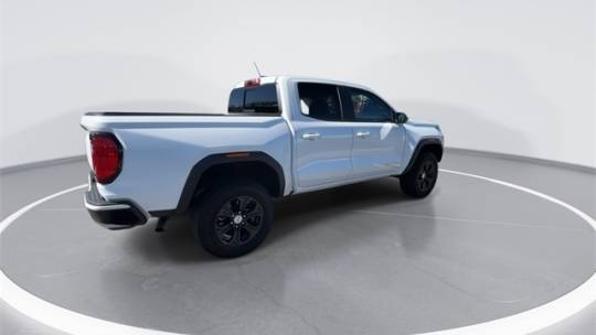 2024 GMC Canyon