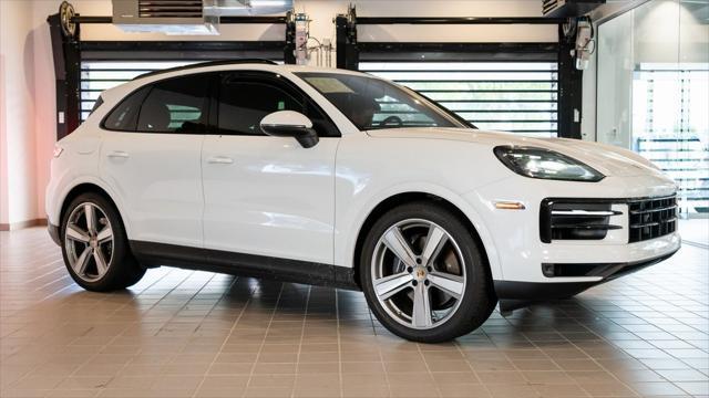2024 porsche cayenne base