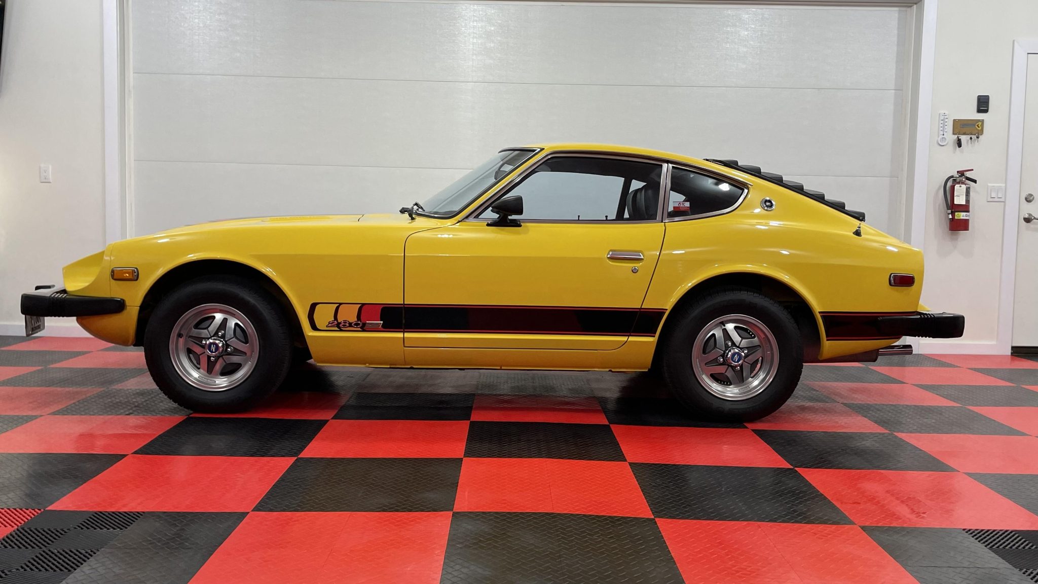 1977 datsun 280z 4-speed