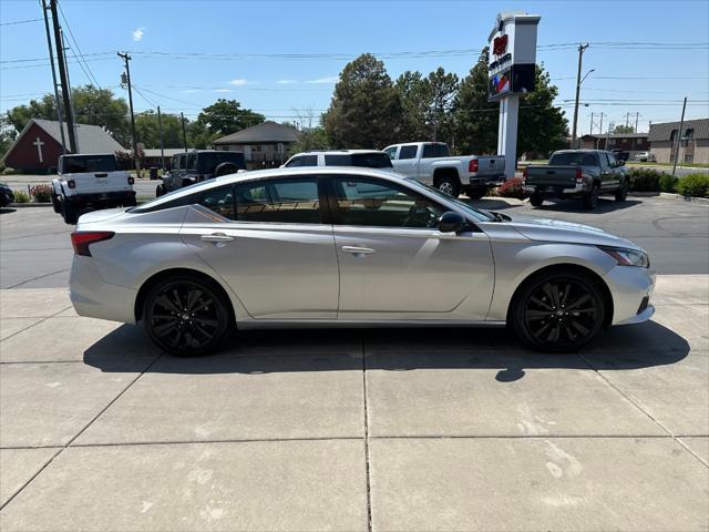 2022 nissan altima sr fwd