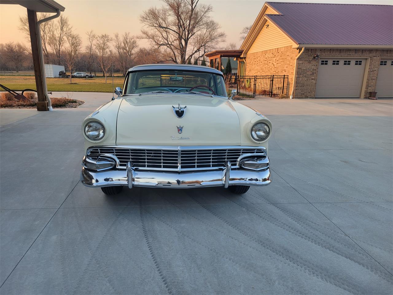 1956 ford crown victoria