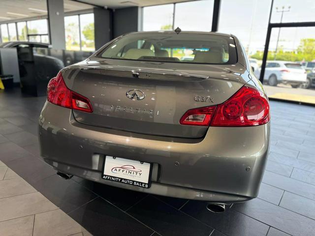 2011 infiniti g37x base