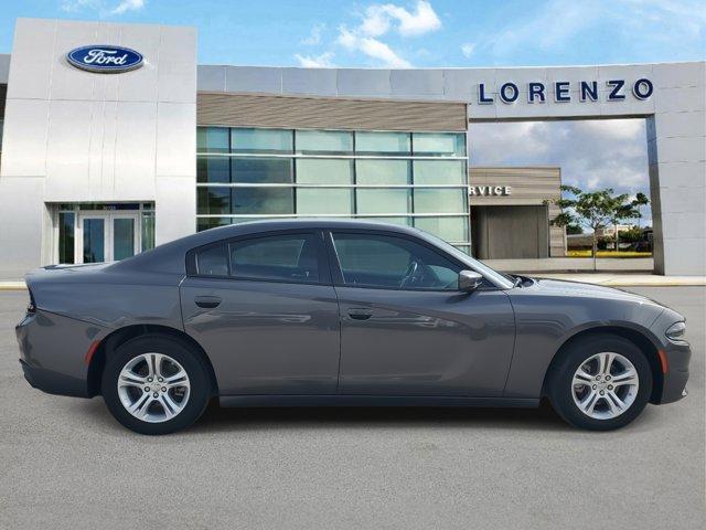 2022 dodge charger sxt