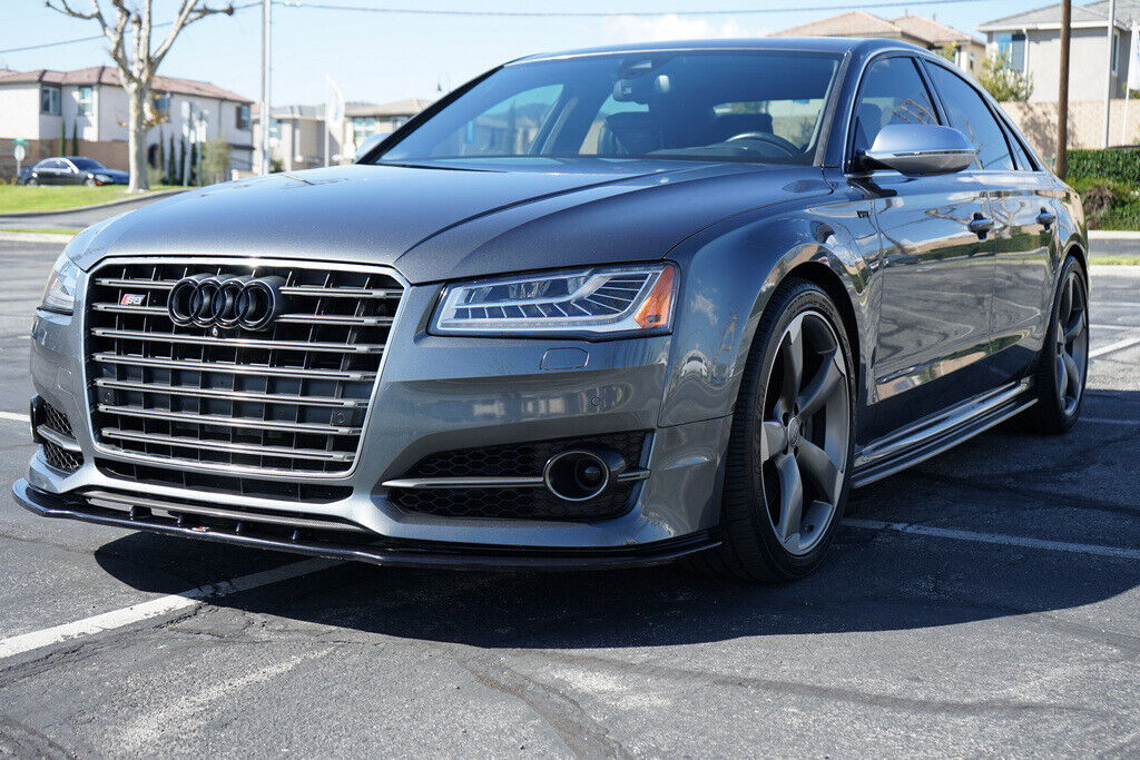 2016 audi s8 plus quattro 53k miles tuned just serviced new tires