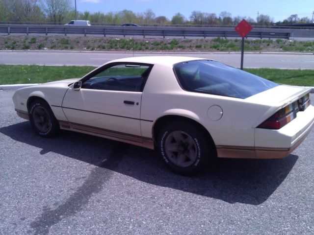 1983 camaro z28 low miles and factory stock
