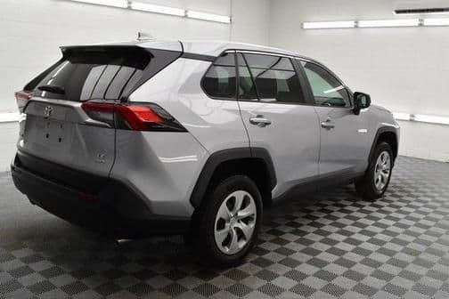 2022 toyota rav4 le in laurence, kansas