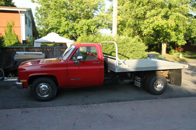 1989 gmc sierra 3500 pickup truck with flatbed dump