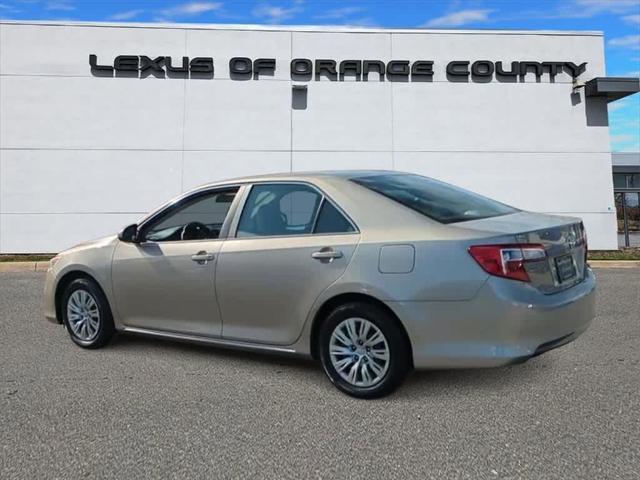 2013 toyota camry le