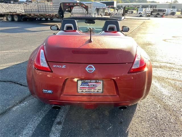 2015 nissan 370z touring