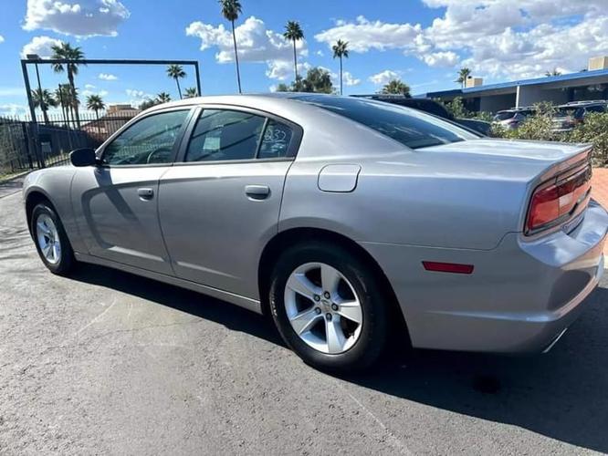 2011 dodge charger sedan 4d in glendale, arizona