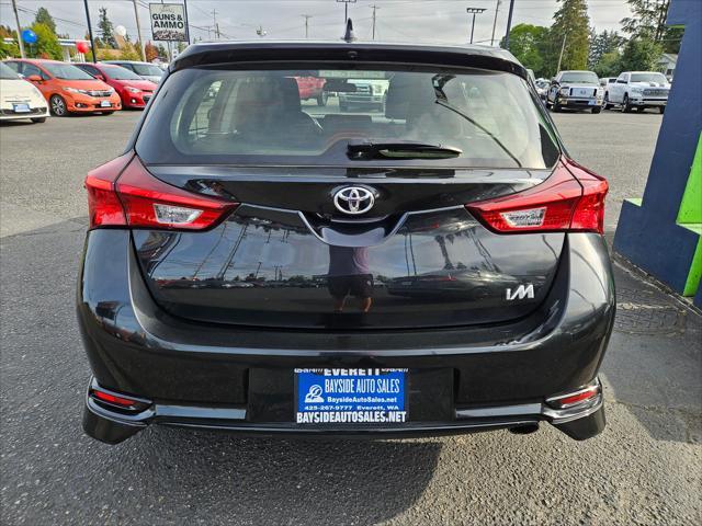 2018 toyota corolla im base