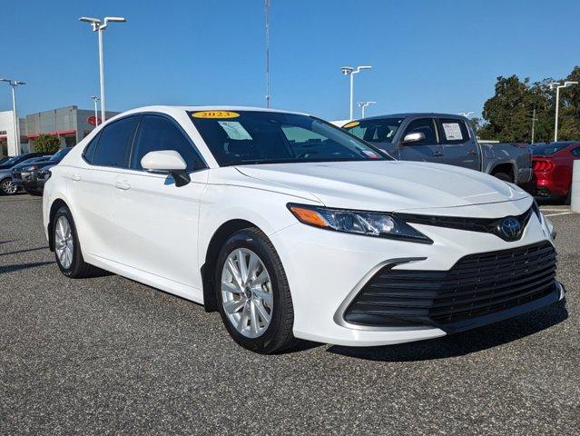 2023 toyota camry le