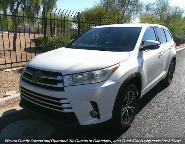 2017 toyota highlander le plus