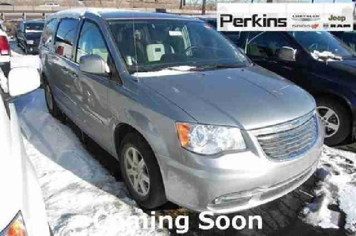 2013 chrysler town & country touring in colorado springs, co