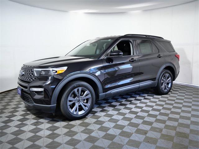 2022 ford explorer xlt