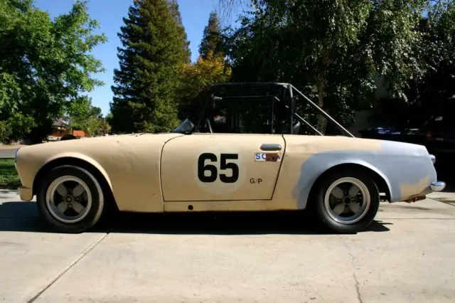 1968 datsun 2000 roadster race car