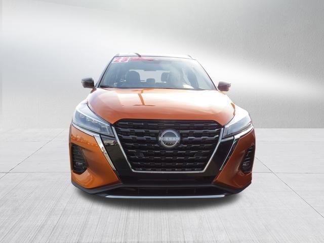 2023 nissan kicks sr