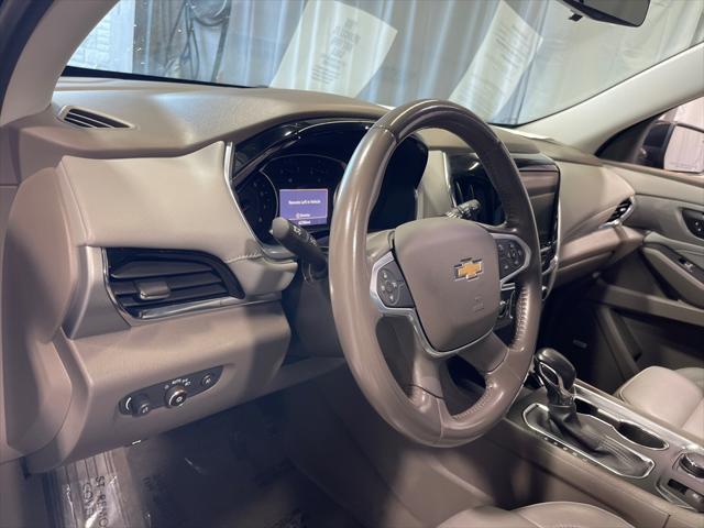 2021 chevrolet traverse lt leather