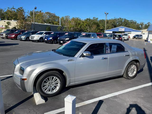 2008 chrysler 300 lx