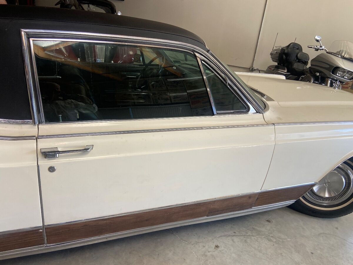 1967 lincoln coronation coupe